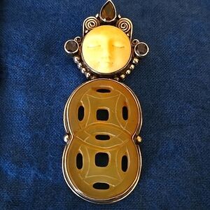 VINTAGE SAGEN STERLING SILVER MOON GODDESS & CARVED GEMSTONE PENDANT